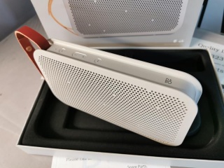 BEOPLAY A2 PORTABLE SPEAKER